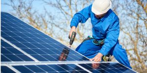 Installation Maintenance Panneaux Solaires Photovoltaïques à Chantemerle-les-Grignan